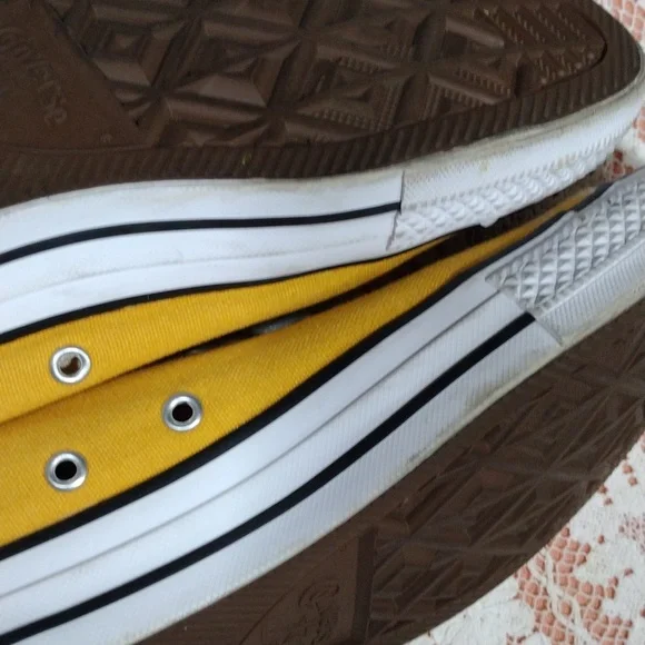 CONVERSE SUNNY MUSTARD 💛 YELLOW SZ 11W / 9M SNEAKERS... - Picture 5 of 9